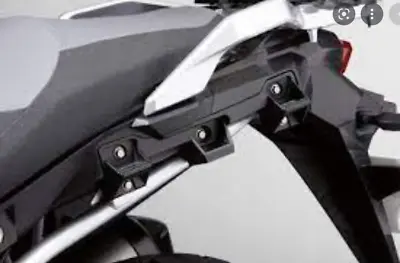 $130.30 • Buy NEW Suzuki V-Strom 650 17-> Integrated Side Case Paniers Brackets Fitting Kit 